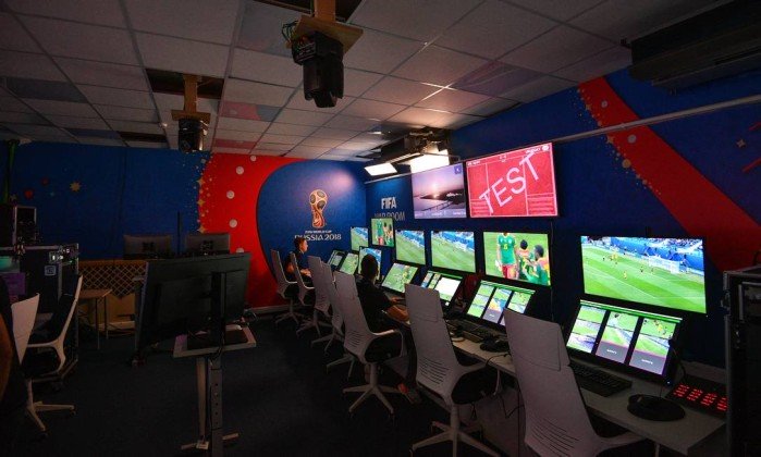 xEstrutura-do-VAR-na-Copa-do-Mundo-tinha-33-cameras-por-jogo.jpg.pagespeed.ic.vvudAlB5Xz